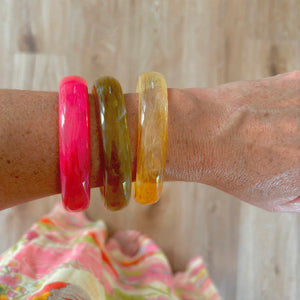 Medium Resin Bangle - Honey