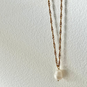 Sienna Delicate Pearl Necklace, patterned detail chain