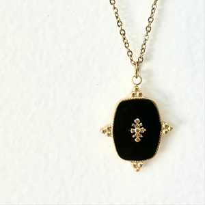 Victoria's Pendant Necklace