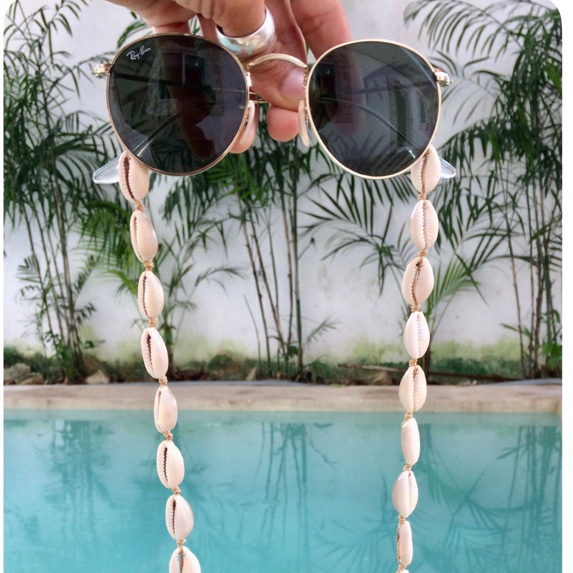 Large Shell Glasses Chain