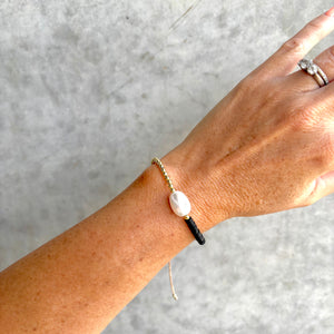 Harlow Pearl Bracelet, Black & Gold