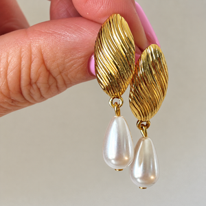 Pearl Drops