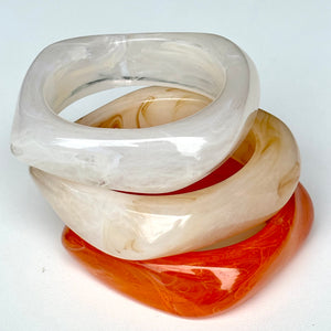 Rita resin chunk Bangle - Snow