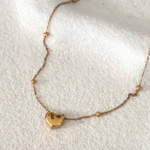 Single Heart Necklace, 18k Gold