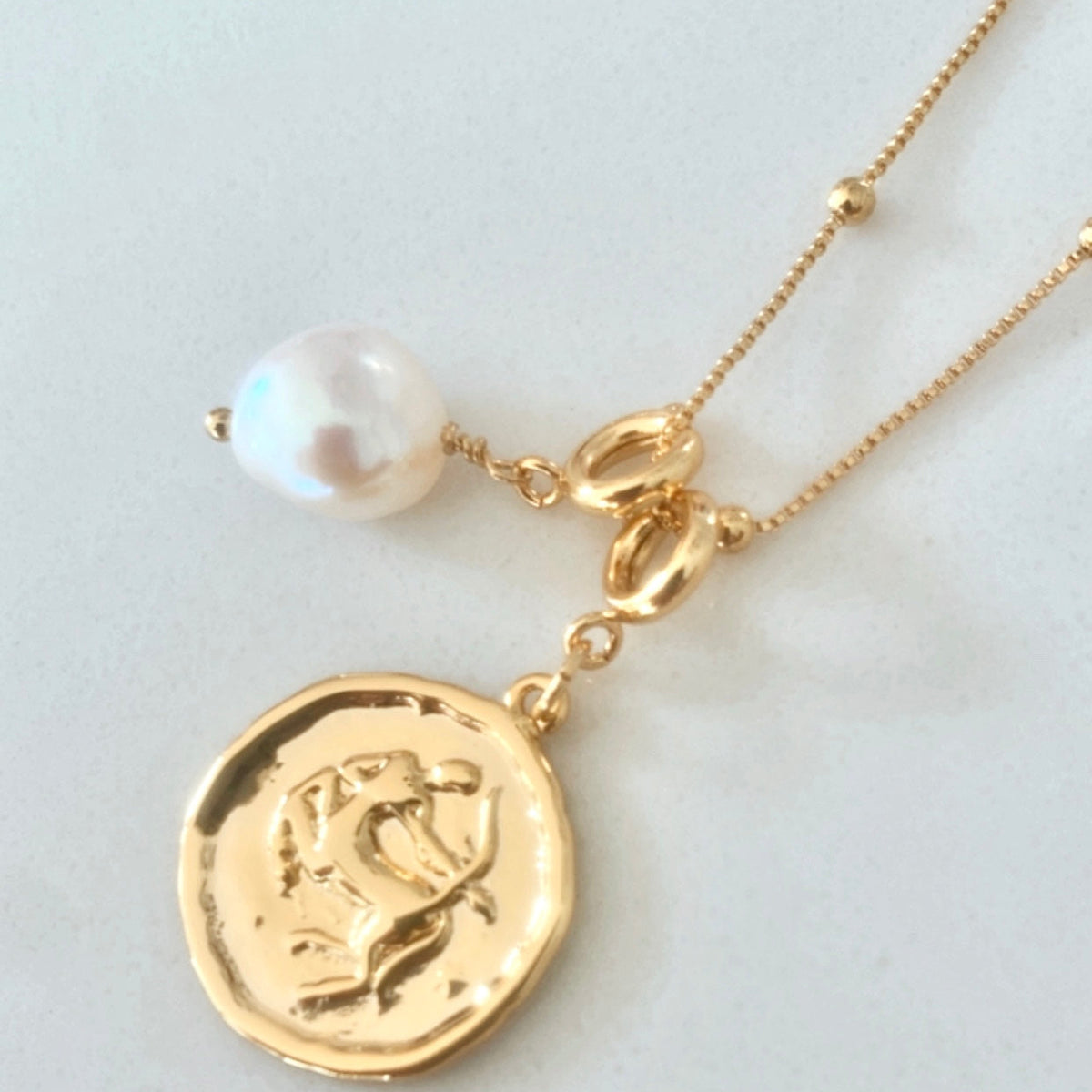 Zodiac with Freshwater Pearl - Sagittarius Nov 23 - Dec 22