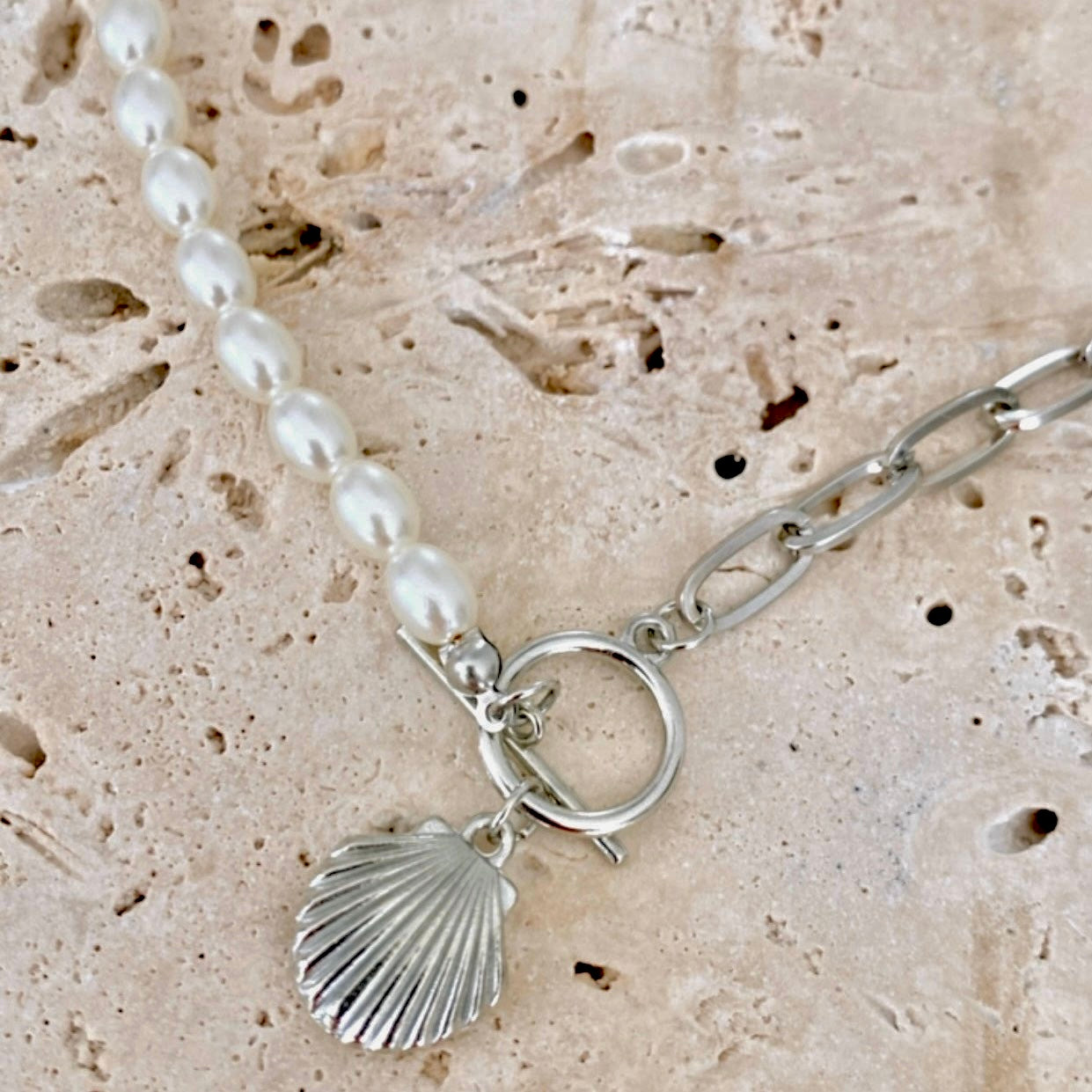 Seashells Necklace Silver & Pearl
