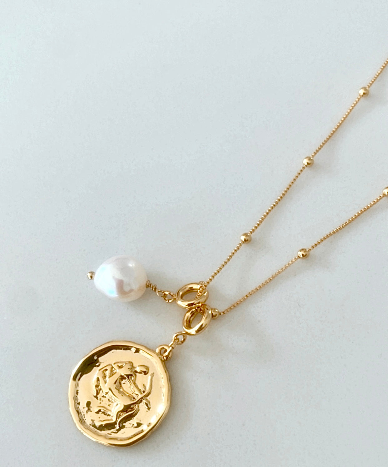 Zodiac with Freshwater Pearl - Sagittarius Nov 23 - Dec 22