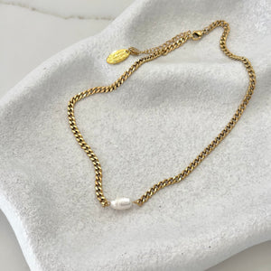 Juniper pearl necklace, chunky chain