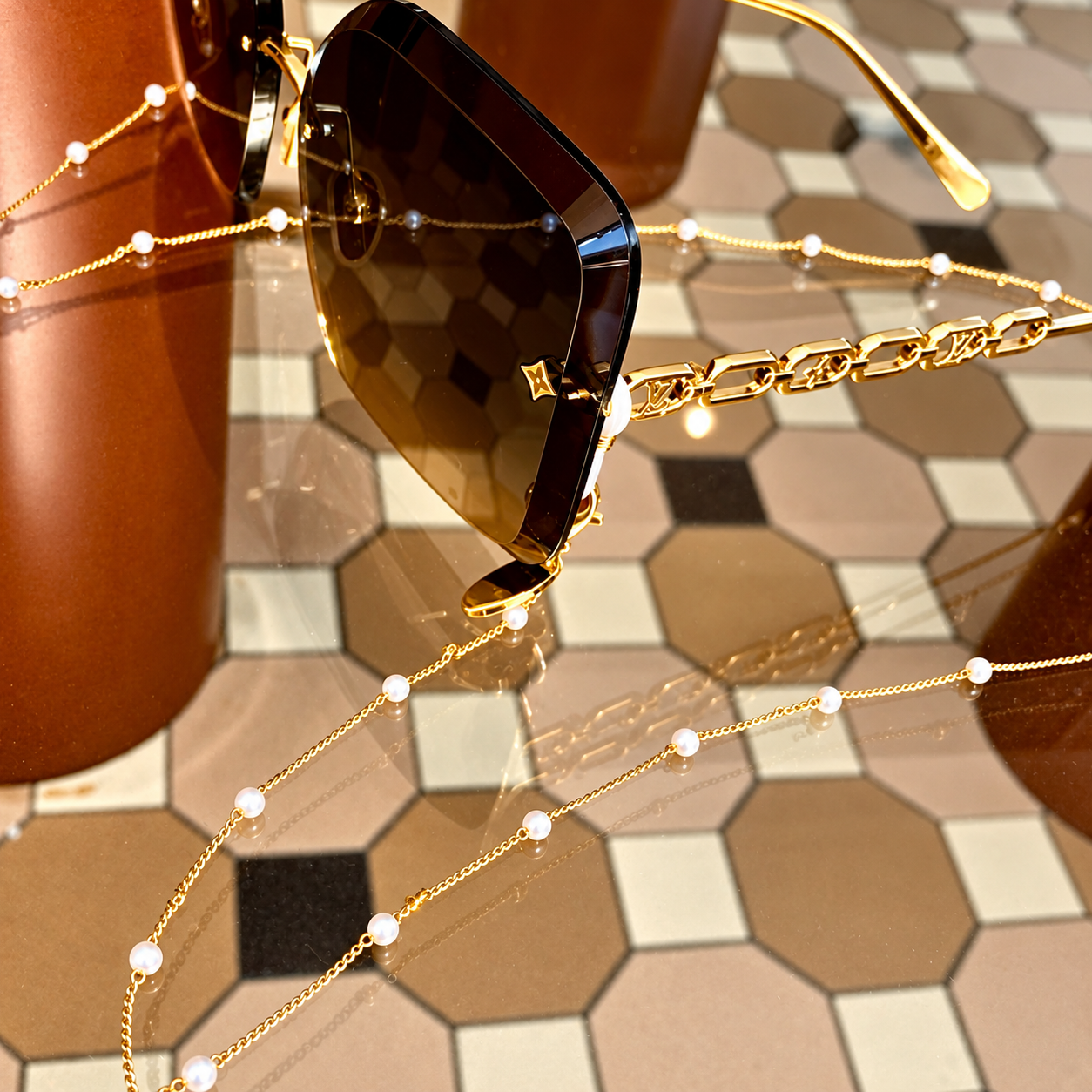 Delicate Pearl Drops Glasses Chain