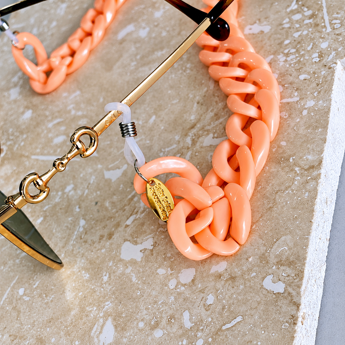 Fruit Tingle Peach - Sunglass Chain