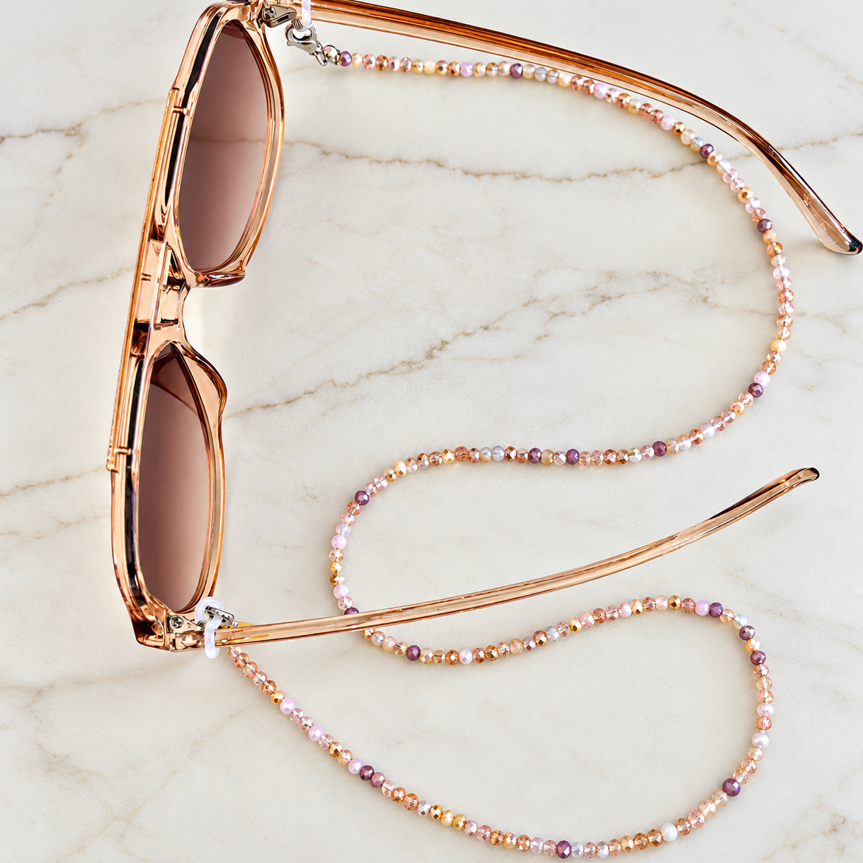 Kristy glasses chain - Pink crystal