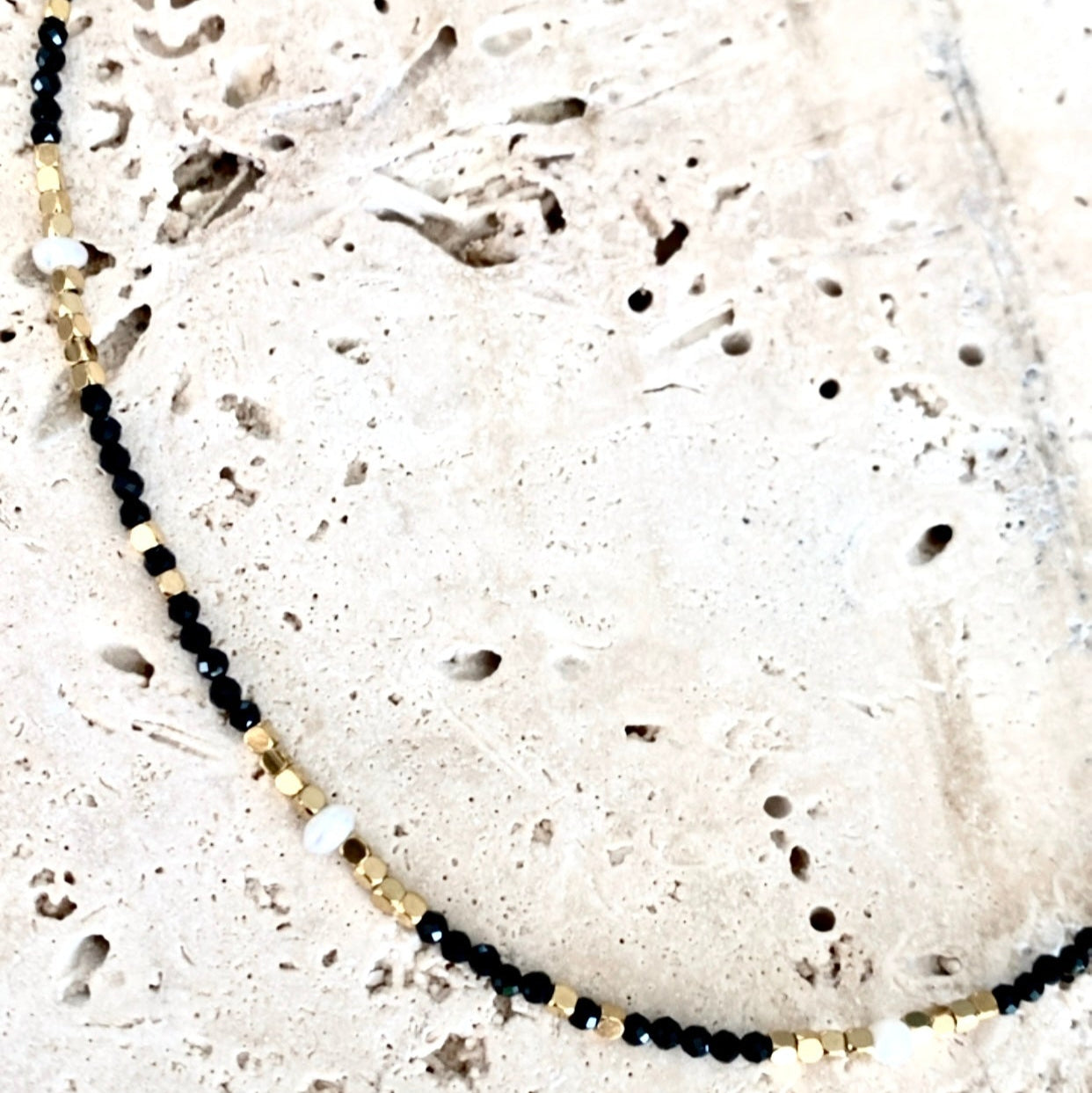 Manhattan Choker - Midnight